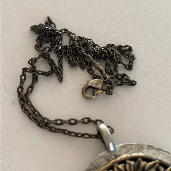 JEWEL KADE Tree of Life pendant (18” delicate chain) - Picture 5 of 7